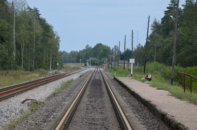 Вид с старого перрона на строящийся о.п.