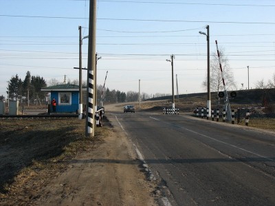 находится он в 10 метрах от о.п. Хороброво